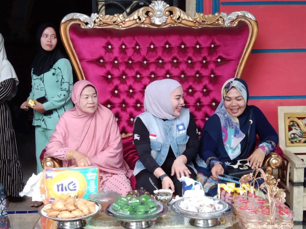 Semakin membludakx Pendukung Caleg PAN Dapil 4 Hj. Nurlenni Kahar Sibali Di Dua Dusun Daerah Pemilihannya…Fakta Takalar.21.januari 2024
