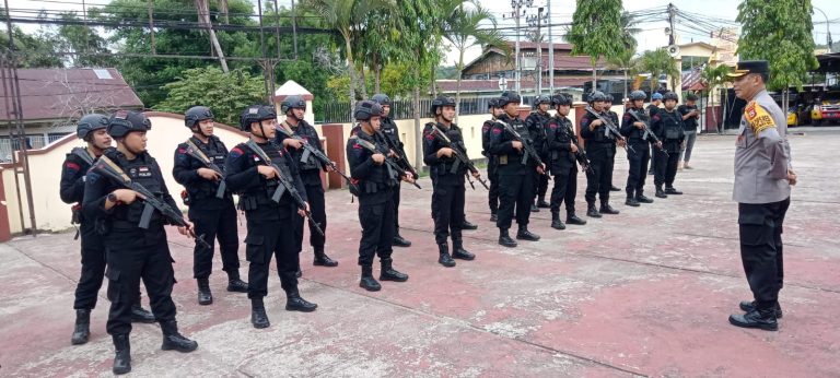 Polres Sinjai Terima 25 Personel BKO Brimob Bantu Pengamanan Pemilu 2024.*