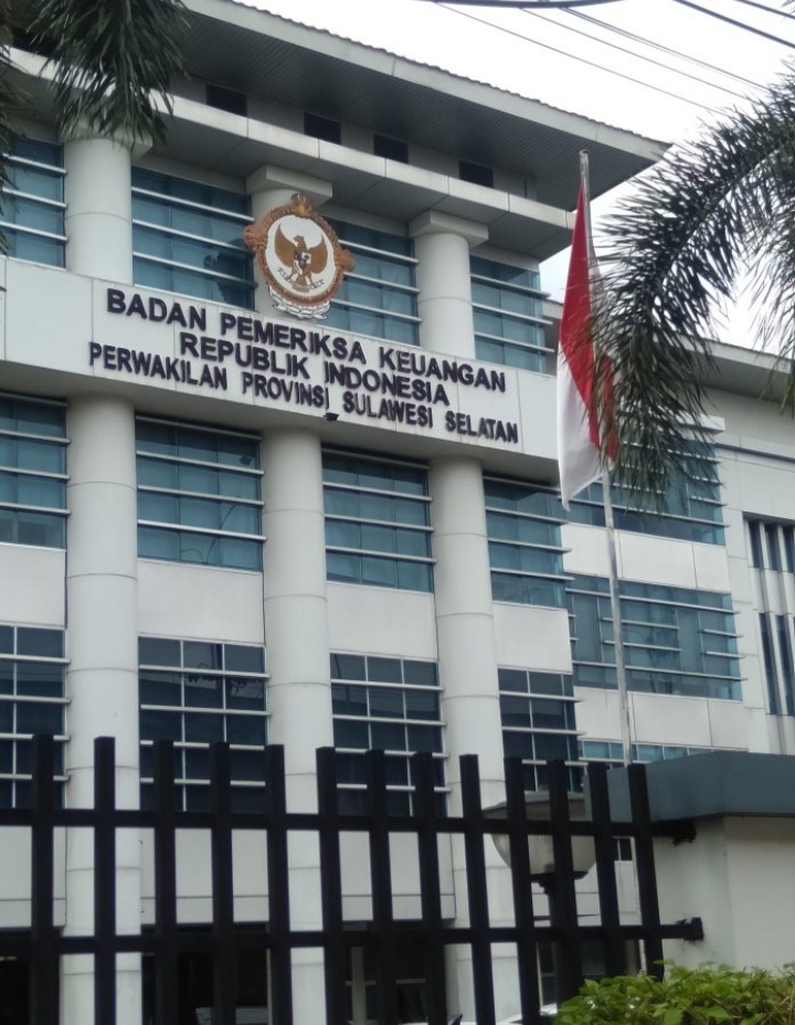 Nahhh, BPK Bongkar Temuan Proyek Dinas Kesehatan Sulsel, Kelebihan Bayar Rp 9,5 Miliar Pembangunan Rumah Sakit Regional C Kabupaten Bone By author Celebes- February 18, 2024