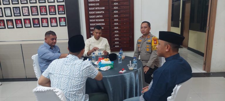 Jalin Kebersamaan, Polres Sinjai Gelar Buka Puasa Bersama Anggota.