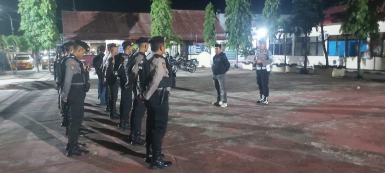 Antisipasi Gangguan Kamtibmas di Malam Libur, Kapolres Sinjai Siagakan Personelnya.*