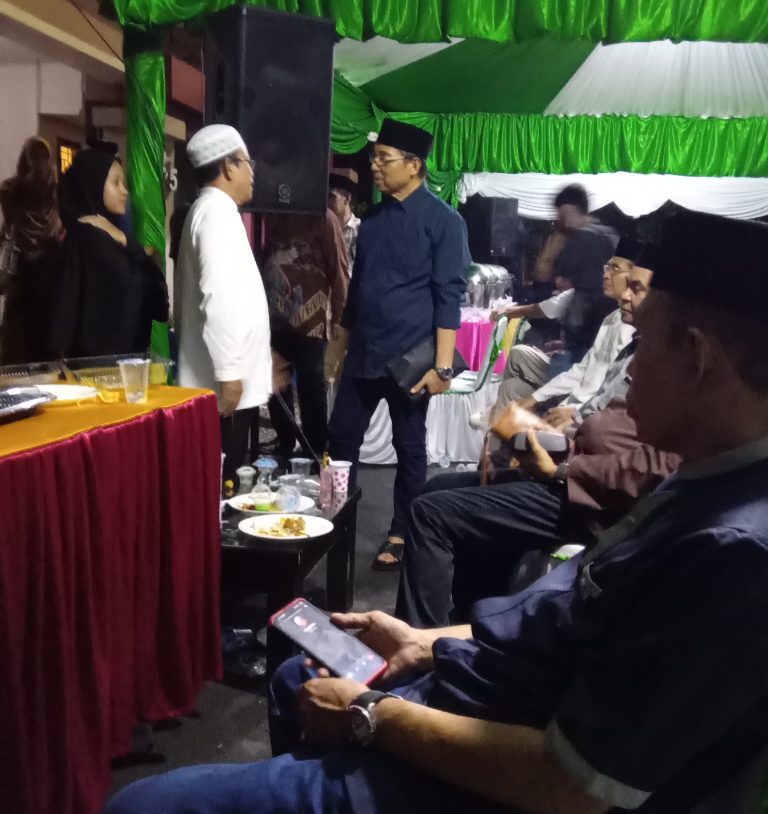 Prof.Dr.Sudirman Rahman,SH,MH Bersama Pengurus dan Anggota PP – KTT Serta Warga Turatea Jeneponto Bukber Bersama