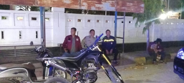 Kapolsek Binamu Pimpin Patroli Guna Ciptakan Kamtibmas Kondusif