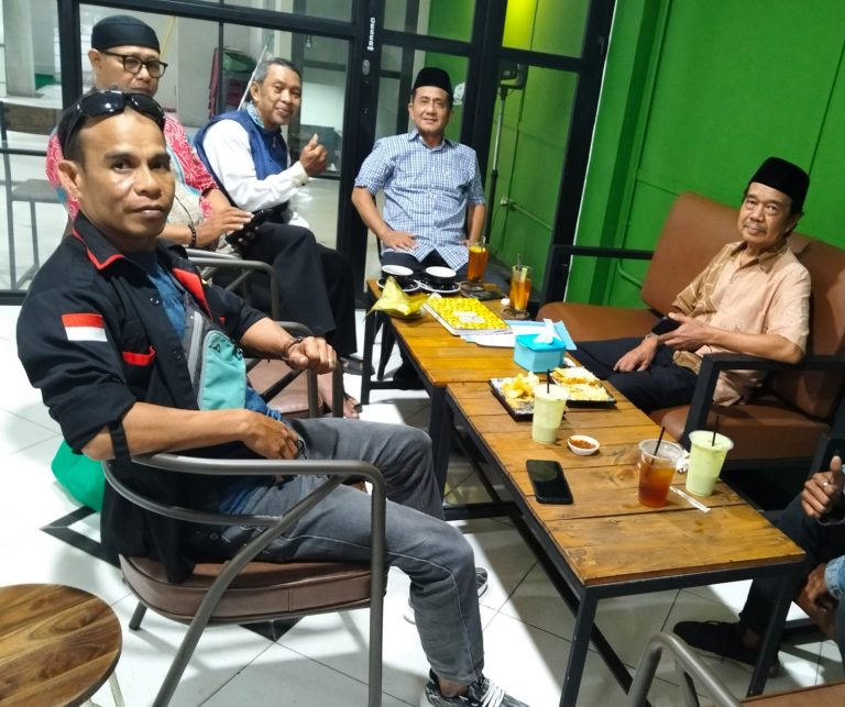 Ketua Komite SMAN 17 Makassar Beri Klarifikasi Soal Pembangunan RKB dan Asrama Okt 8, 2025