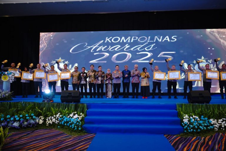 Tiga Tahun Berturut-Turut Raih Penghargaan Nasional, Kapolda Sulsel Irjen Pol. Rusdi Hartono Bukti Nyata Kepemimpinan Berintegritas