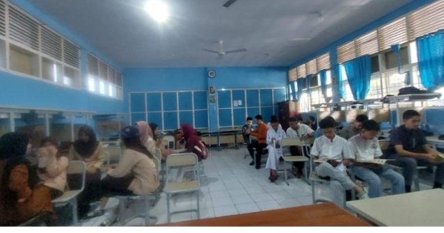 Januari 2025 .Siswa UPT SPF SMPN 6 Makassar Antusias Ikuti Proses Belajar.