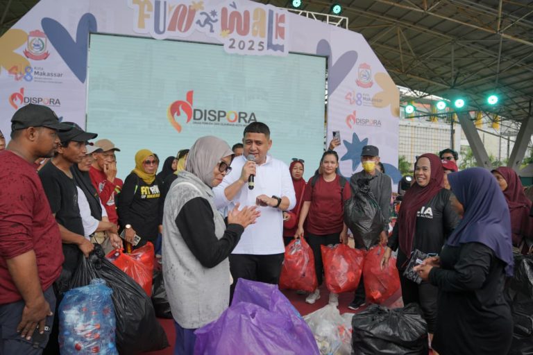 Lewat Makassar Funwalk 2025, Pemkot Makassar Gaungkan Gaya Hidup Sehat dan Peduli Lingkungan