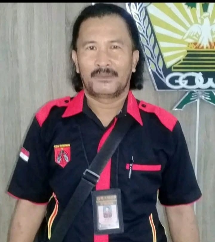 Banyak orang mengira memimpin adalah tentang kehormatan, kekuasaan, dan kenyamanan.