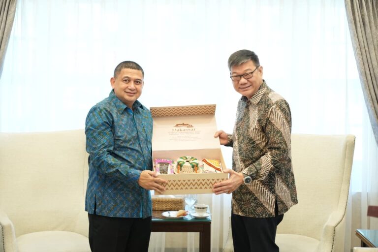 Dubes Singapura Temuni Munafri Jajaki Kolaborasi Pelatihan Gratis Perkuat Kapasitas SDM