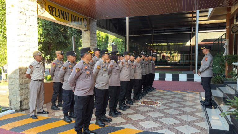 Hari Pertama Bertugas, Kabagbinkar Biro SDM Polda Sulsel Ajak Personel Jaga dan Pertahankan Kebersihan