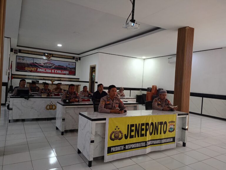 Gambar nya Perkuat Iman Personel, Polres Jeneponto Gelar Pembinaan Rohani Islam Daring Bersama Mabes Polri