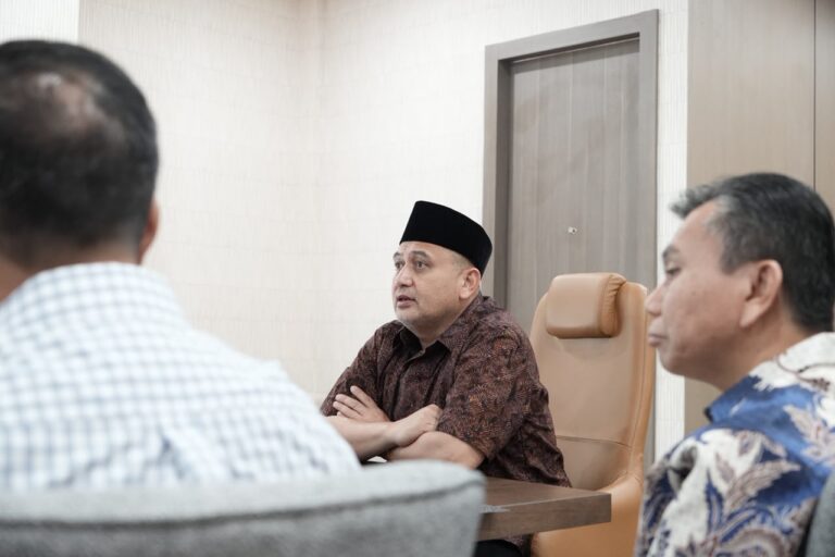 Wali Kota Appi Jajaki Kerja Sama Transjakarta, Bus Terintegrasi Dibidik Hadir di Makassar