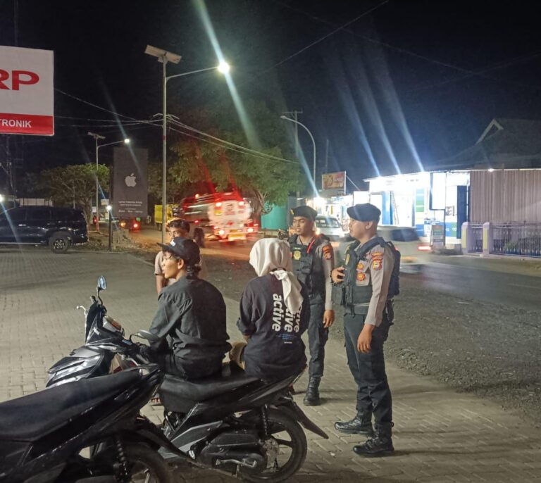SAT SAMAPTA POLRES JENEPONTO GENCARKAN PATROLI MALAM ANTISIPASI KEJAHATAN DAN KARHUTLA