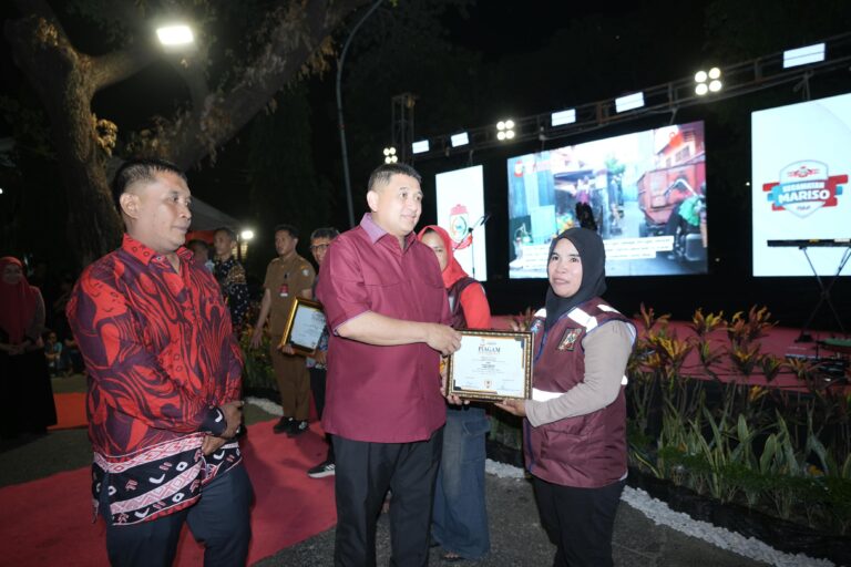 Total 7.505 Rumah Akan Terima Retribusi Sampah Gratis dan 93 Bedah Rumah di