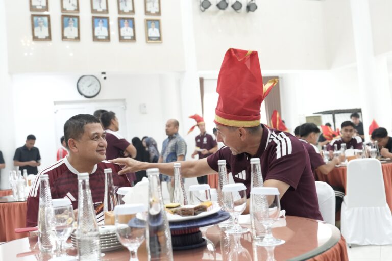 Munafri Jamu PSM Makassar, Beri Suntikan Semangat untuk Laga Kandang Perdana di Pare-pare