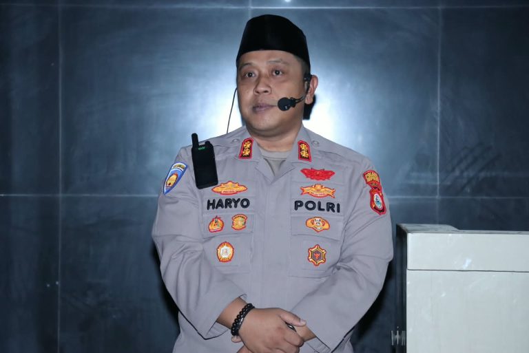 TANGGAPI KELUHAN WARGA KELARA, KAPOLRES JENEPONTO: KAMI TIDAK TOLERANSI KNALPOT BRONG DAN TAMBANG ILEGAL, PASAR MALAM DIJAMIN AMAN