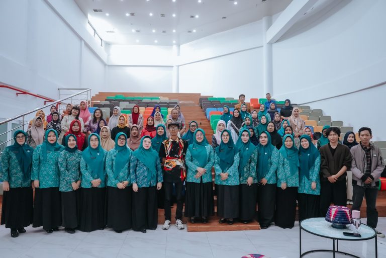Angkat Potensi Budaya, TP PKK Makassar Bekali Peserta Keterampilan Desain dan Membatik